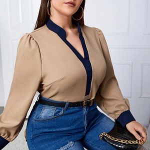 SHEIN Plus Contrast Trim Notched Neckline Blouse
